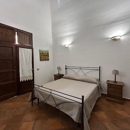 B&B Cinisi Vacanze Экстерьер фото